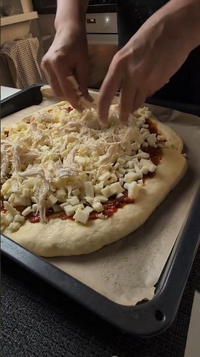 The Fluffiest Pizza Dough!