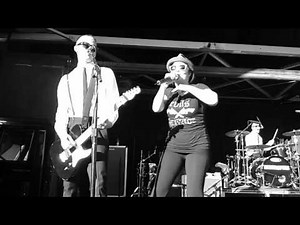 The Interrupters - Take Back The Power (live)