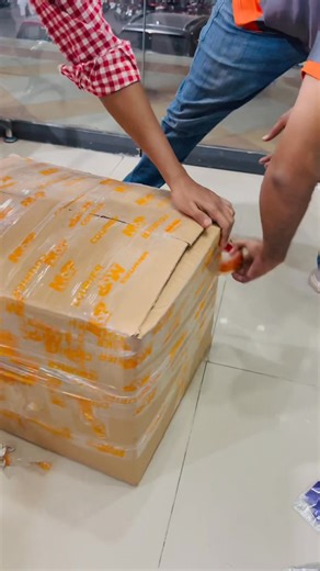 1.5K views · 17 reactions | ESSEX Football & Hockey Club UK  300 Socks 罹 罹 100 Large 100 Madium 100 Small Manufacturing by SK #sksports_11 #sksportsuniform #sksportshockey #essexhockey #socks #socksmanufacturer | Sk Sport | Facebook