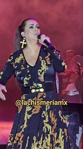 Edith Marquez cierra su show con su gran éxito 'Mi error, mi fantasía' en la Feria Nacional de la #HuastecaPotosina, en #CiudadValles, #SanLuisPotosi. #EdithMarquez #fenahuap #fenahuap2025 #mierrormifantasia | La Chismería