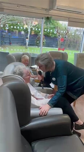 Music Therapy Brings Joy to Dementia Patients