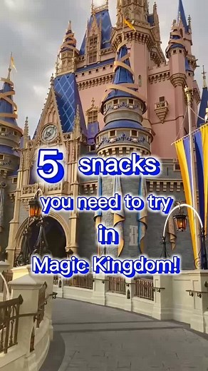 Yes, we’ll take all of them pls. 😋 #disneyworld #disneyfood #disneyparks #disney #castaways #foodie #foodontiktok #behindthisdoor