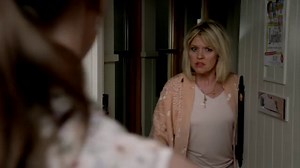 Agatha Raisin 01x01