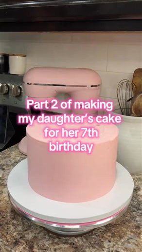 Part 2 of decorating my daughters 7th birthday cake. #cakedecorator #cakedecorating #caketok #cakeart #cakeartistry #customcake #birthdaycakes #liloandstitch #stitchcake #cottagebakery #homebaker #homebakerybusiness #stayathomebaker | lotsacakesshop2 | Facebook