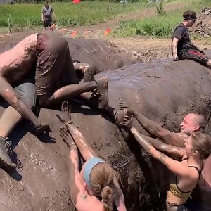 Choose your challenge, Minneapolis. Take on our 5K, 15K or Infinity obstacle course experience, for a muddy adventure you will never forget. Secure your spot today. | Tough Mudder