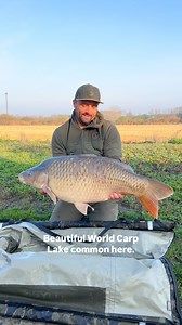 Dan Slater with a cracking @world autumn common 🎣🤩. Great fishing Dan and Steve. The leading fish in The Race is now 47.08lb, so it’s still anyone’s and still all to play for in the comp 🏁😎. @carp.couture @couturewithdan @steve_renyard @world_carp_lake @carpcircleofficial @johnsonross_tackle #therace #autumnfishing | Pete Castle Fishing