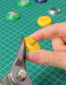 64K views · 164 reactions | Making Useful Pieces from Bottle Caps | 5-Minute Crafts UK | Facebook