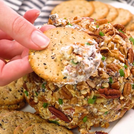 35K views · 288 reactions | RECIPE HERE: https://therecipecritic.com/bacon-ranch-cheese-ball/ BACON RANCH CHEESE BALL is the best cheese ball on the planet! Always a hit at every party! | The Recipe Critic | Facebook
