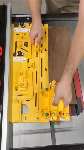 MICROJIG on Instagram: "💡 Mac’s MicroDial Tapering Jig Tip: Set the GRR-RIPPER correctly on the MicroDial Tapering Jig to lock in control, accuracy, and safety. That’s how you cut tapers with confidence. 💪🪵 https://www.microjig.com/products/tapering-jig?sca_ref=7546546.S3tELOxVqX"