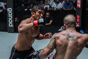 ⚠️ CAUTION ⚠️ "The Burmese Python" is on the loose! 🐍 📱: Watch on the ONE Super App 👉 bit.ly/ONESuperApp 🏷: Shop official merchandise 👉 bit.ly/ONECShop | ONE Championship