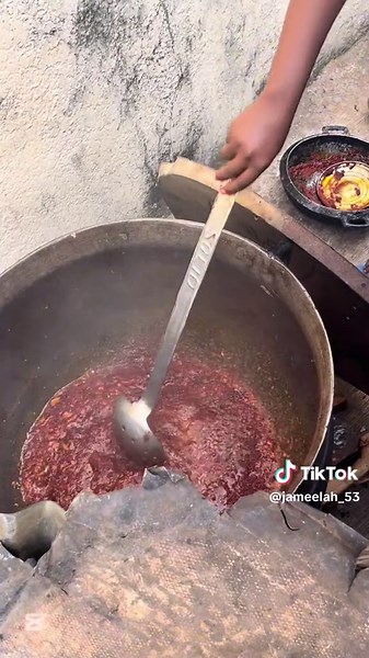 Family Food Vibes: A Day in My Nigerian Kitchen