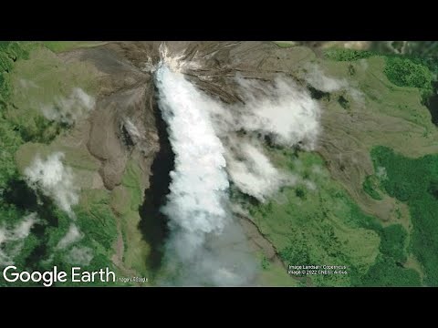 The Rarest Type of Volcano; The Erupting Bagana Lava Cone