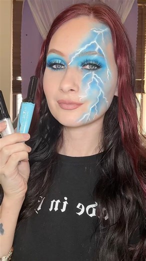 lightning bolt makeup and a beautiful blue cut crease #makeupartist #illusionmakeup #creativemakeup