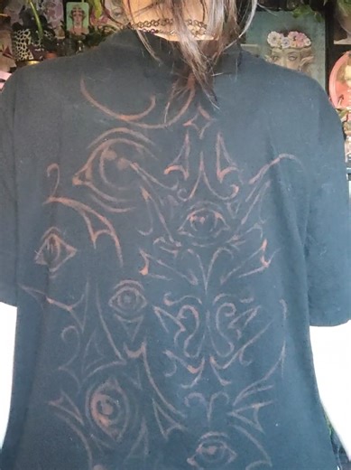 Artistic gift/craft ideas- bleach paint on clothes. This bleach art was an experiment, there are many unique designs you could do with this medium. I used a thin paintbrush, 100% bleach and cardboard in-between layers to prevent leaking. #bleaching #bleachart #craft #painting #fashion