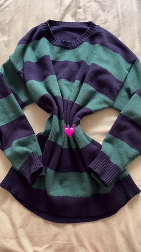 Girls in Tight Sweaters: Fashion Trends and Outfit Ideas