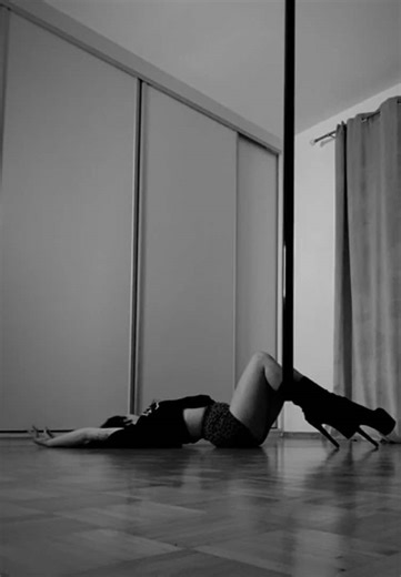 exo choreo #flypole #poleflow #exoboots #workout #aerialflow