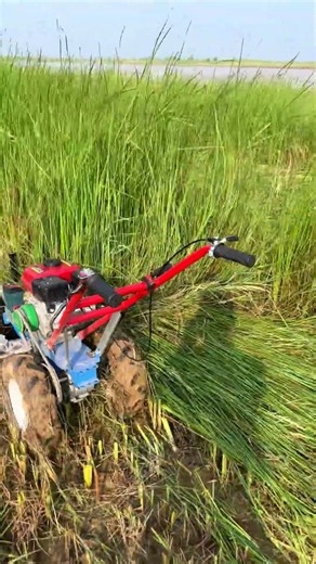 Upgraded the machine from two wheels to three, and now it handles a lot more smoothly#lawnmower