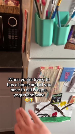 Desi Tucker (@that_beached_whale)’s videos with original sound - Javax