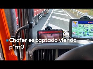 ¡PUERCO AL VOLANTE! | Chofer de transporte público fue captado viendo porno mientras manejaba