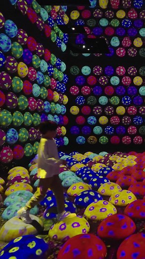 Explore teamLab Planets in Toyosu, Tokyo