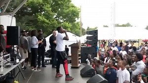 Popeyes Got roaches 🤣🤣🤣 | GmacCash