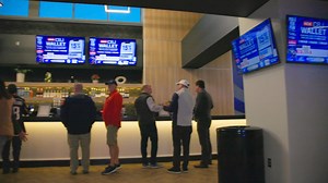 The Diamond Cellar Club features over 9,000 sq. ft. of space, complimentary parking, dedicated private entrance and restrooms, all-inclusive food & beverage service, and much more! | Columbus Blue Jackets