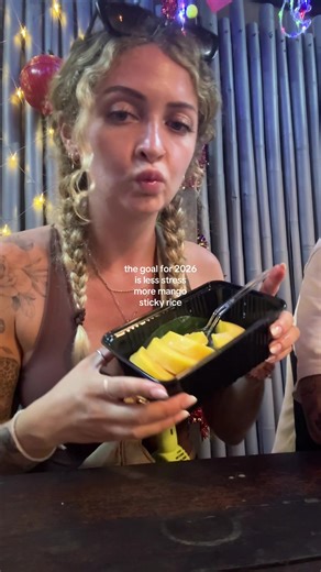 Mango Sticky Rice: Your New Travel Treat in Thailand