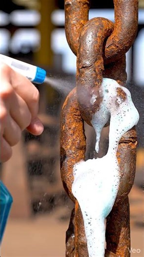 Rusty Anchor Chain Cleaning