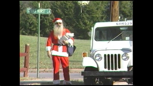 A Camp Hill post office worker made his rounds as Santa Claus in the 1980s, visiting nearly 400 homes in costume | abc27 News