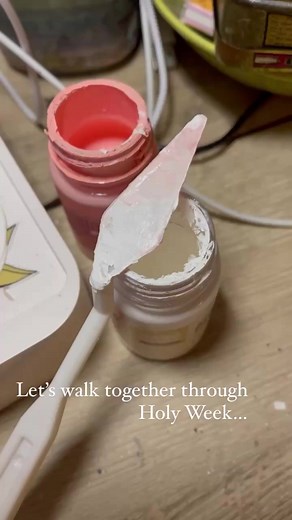 Let’s walk through Holy Week together, friends. Let’s pause; breathe; remember. Let’s Behold Him. -Becca | Illustrated Faith