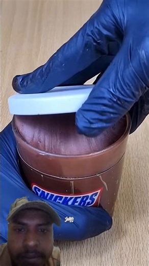 Snickers vs Maltesers