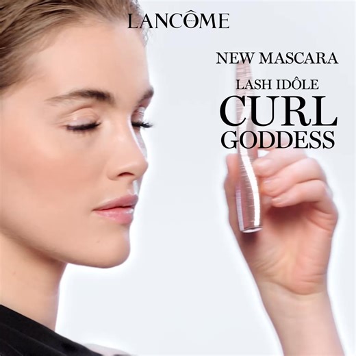 Get curled & volumized lashes, no lash curler needed with NEW Lancôme Curl Goddess Mascara | Lancôme