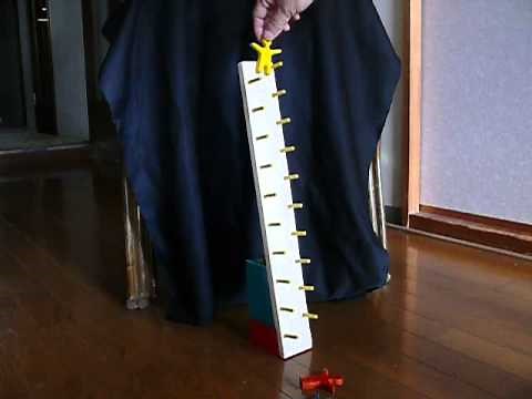 手作りの木のおもちゃ（カタカタ人形）