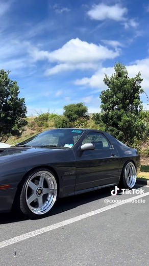 Exploring the Mazda RX-7 FC and its Rotary Engine