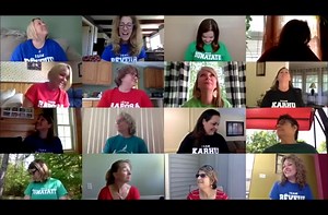 Teachers Surprise Their Students With 'Brady Bunch' Parody Video