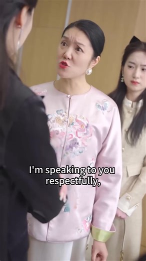 CEO Kicked Out His Hated Wife, Turns Out She's the Girl He Searched 10 Years! Now Begging Her Back! #drama #mcDrama #everyonehighlights #everyonehighlightsfollowers | MC Drama