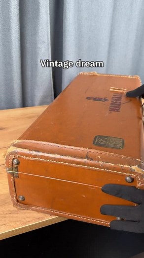 A leather ligature for your mouthpiece is exactly what your saxophone needs. #kgumusic #saxophone #sax #saxligature #leatherligature | KGUmusic