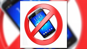 DC high school requires students to put cell phones in cell blocking bags