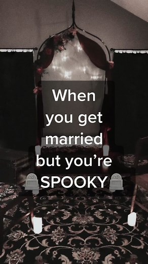 10-31 Spooky Wedding with a Victorian Gothic Twist