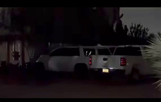 ❗️Happening now in the Nancy Guthrie case (9.30pm Arizona time - February 7) Authorities have returned to the home of Annie Guthrie (Nancy’s daughter/Savannah’s sister) and it appears that they are searching her property. Lights and possible camera flashes can be seen in this video from Fox News. Reporter Brian Entin has also confirmed that there is another search taking place. Video source - https://x.com/s_rumpfwhitten/status/2020340510033080325 DISCUSSION True Crime Society: Calling For Backu