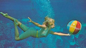 'Jaws' star and former Weeki Wachee mermaid dies at 77