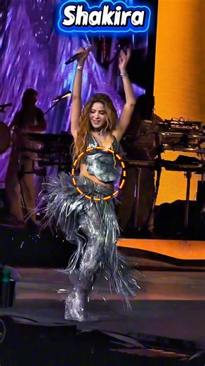 🌟 Iconic Glitz! Shakira's Dazzling Silver Fringe Stage Outfit - Tribute Edition #shakira#faschion