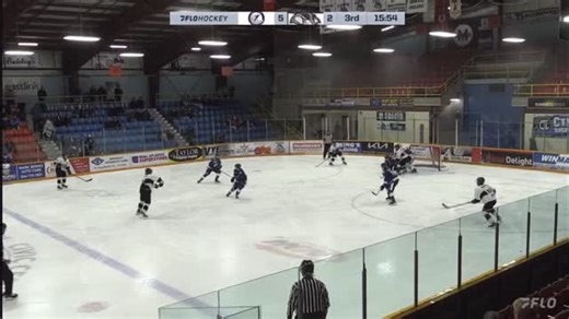Robert gets us to within 2 from a nice feed on the PP #gowolvesgo | Miramichi KIA Timberwolves