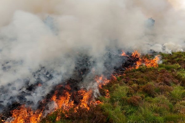 Firefighters issue warning to Welsh towns and villages as huge wildfire threatens