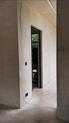 lorna luxe on Instagram: "Not communicating since 2007 …the pre-order Vermont anoraks are ready to be dispatched 💌 @l_a_space ad founder"