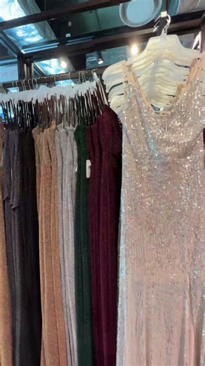 We've found the perfect Matric Dance dresses, just for you Class of 2023! 😍💝🎓✨⚡🛒 📍Bride&co 📍Eufrasia 📍YDE 📍Foschini P.S. browse Matric Dance must-haves (dresses, accessories & make-up) on our blog to get ball ready 👉 https://bit.ly/42am3bD #CanalWalk #HaveItAll #CWclassof2023 | Canal Walk Shopping Centre