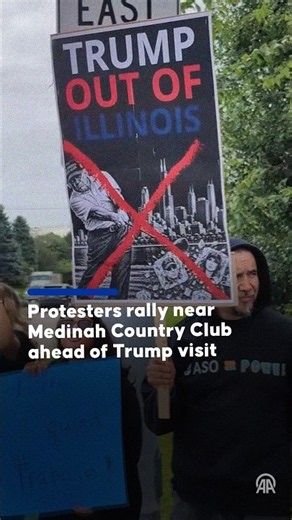 Protesters rally near Medinah Country Club ahead of Trump's expected Presidents Cup visit