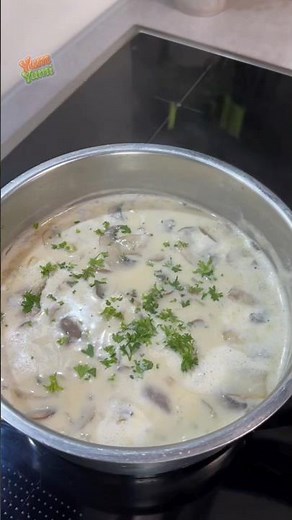 Creamy Mushroom Soup 🍄🥣 Better Than Any Restaurant! @Y‪@Yum-yumi-food‬food #cooking