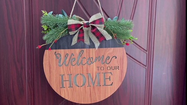 2 Sides Light Up Interchangeable Seasonal Welcome Door Sign 4 Wreath 13 Icons New Farmhouse Porch Decor Seasonal Rustic Wooden Sign Home Décor for Front Door (Battery Not Included)