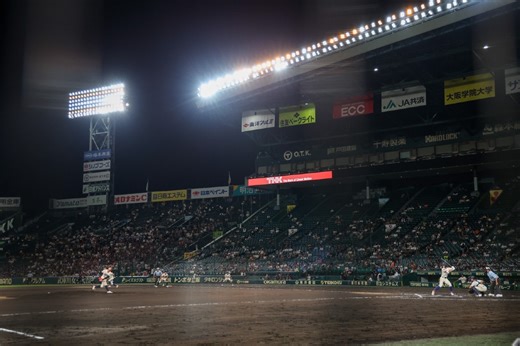 史上初の継続試合か？高知中央VS綾羽の第4試合は午後9時半で7回、10時まで約30分【25年夏甲子園】｜記事一覧｜高校野球ドットコム